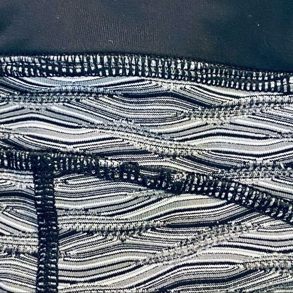 Lululemon Speed Tight 2 back white orange Striped Pocket Leggings 4 - Picture 4 of 6